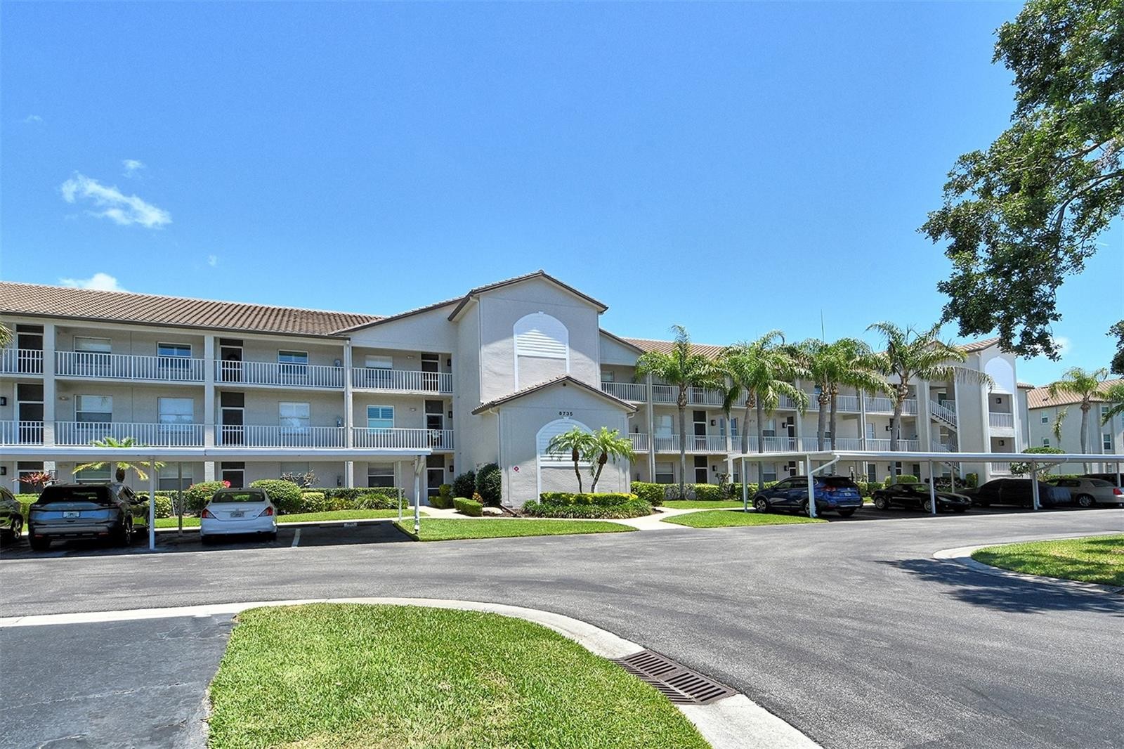 8735 OLDE HICKORY AVE #8308