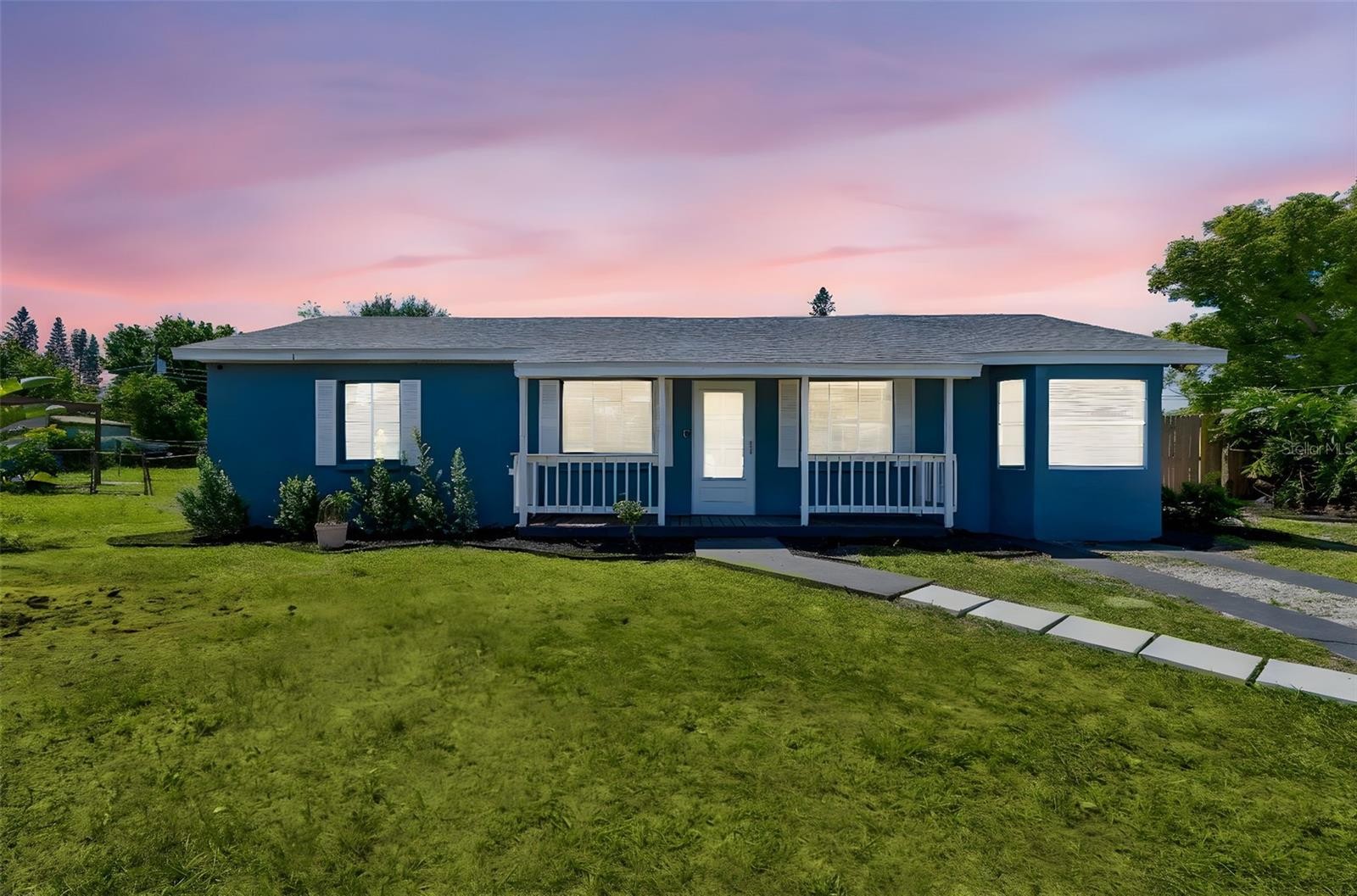 2309 21ST AVE W