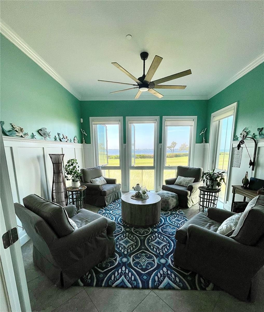 310 COMPASS POINT DR #101