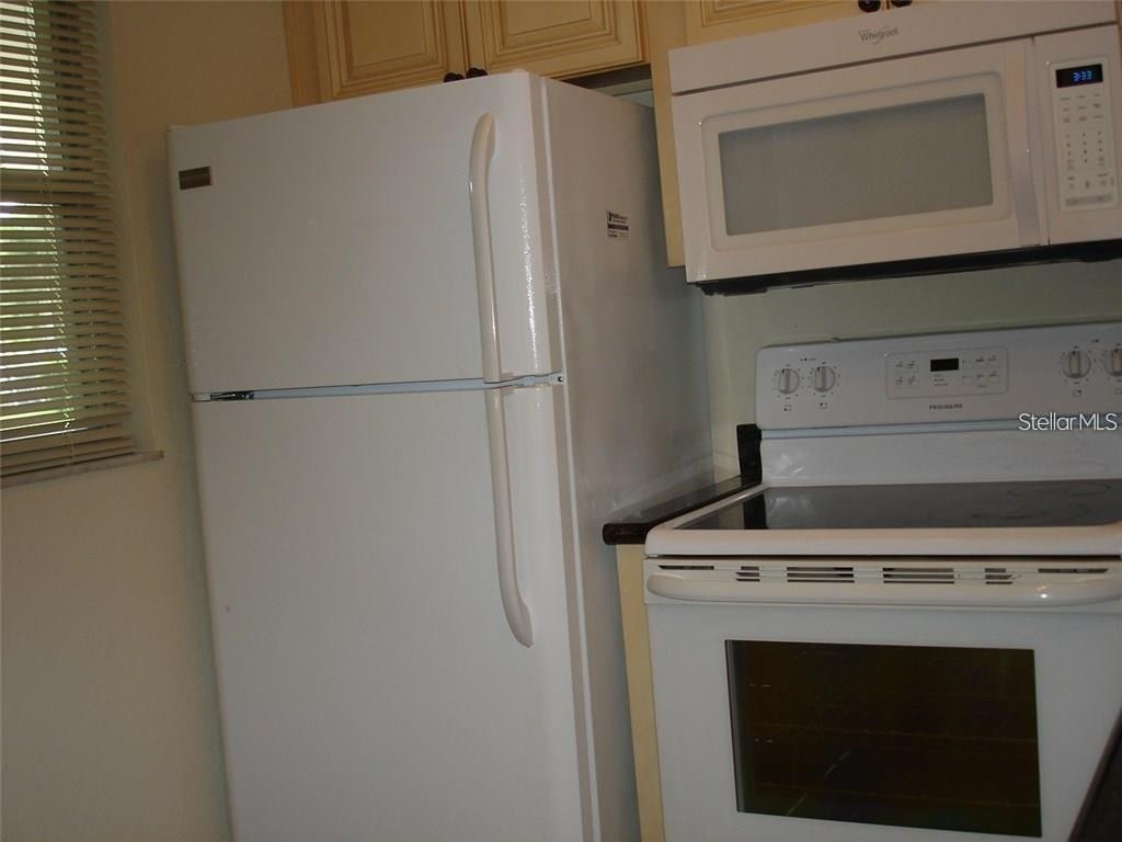 7211 W COUNTRY CLUB DR N #133