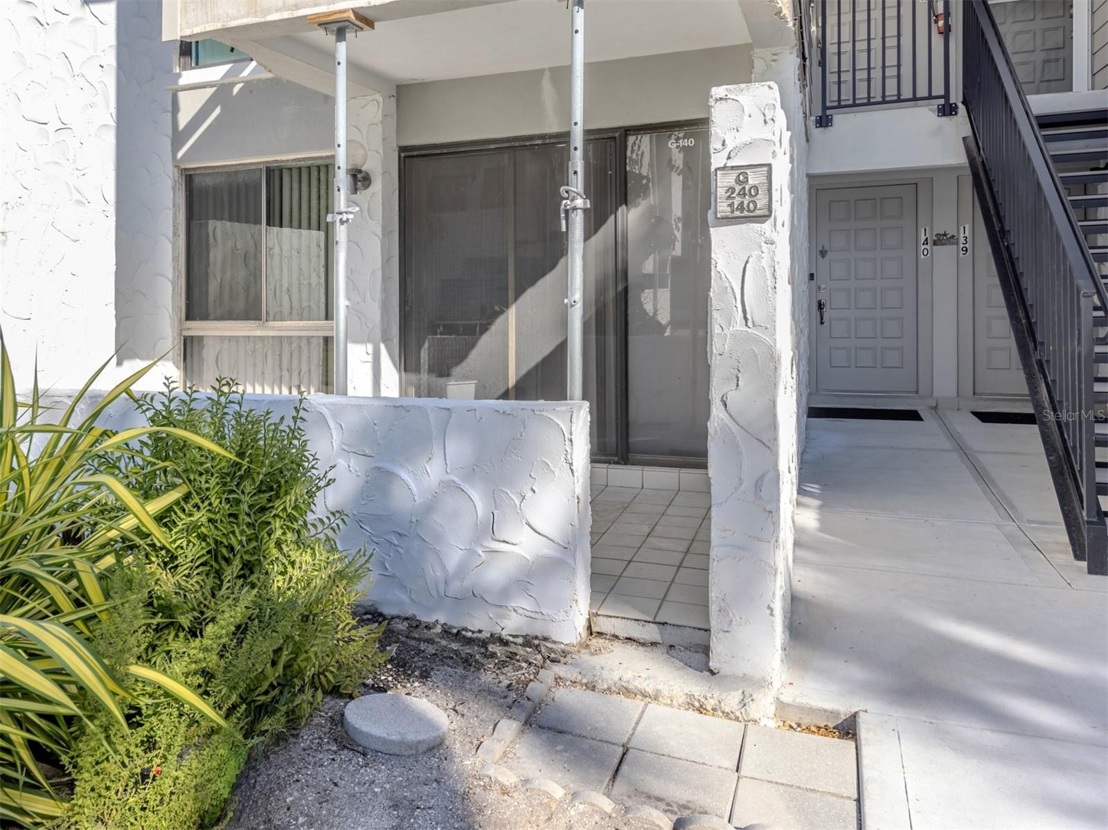 1555 TARPON CENTER DR #140