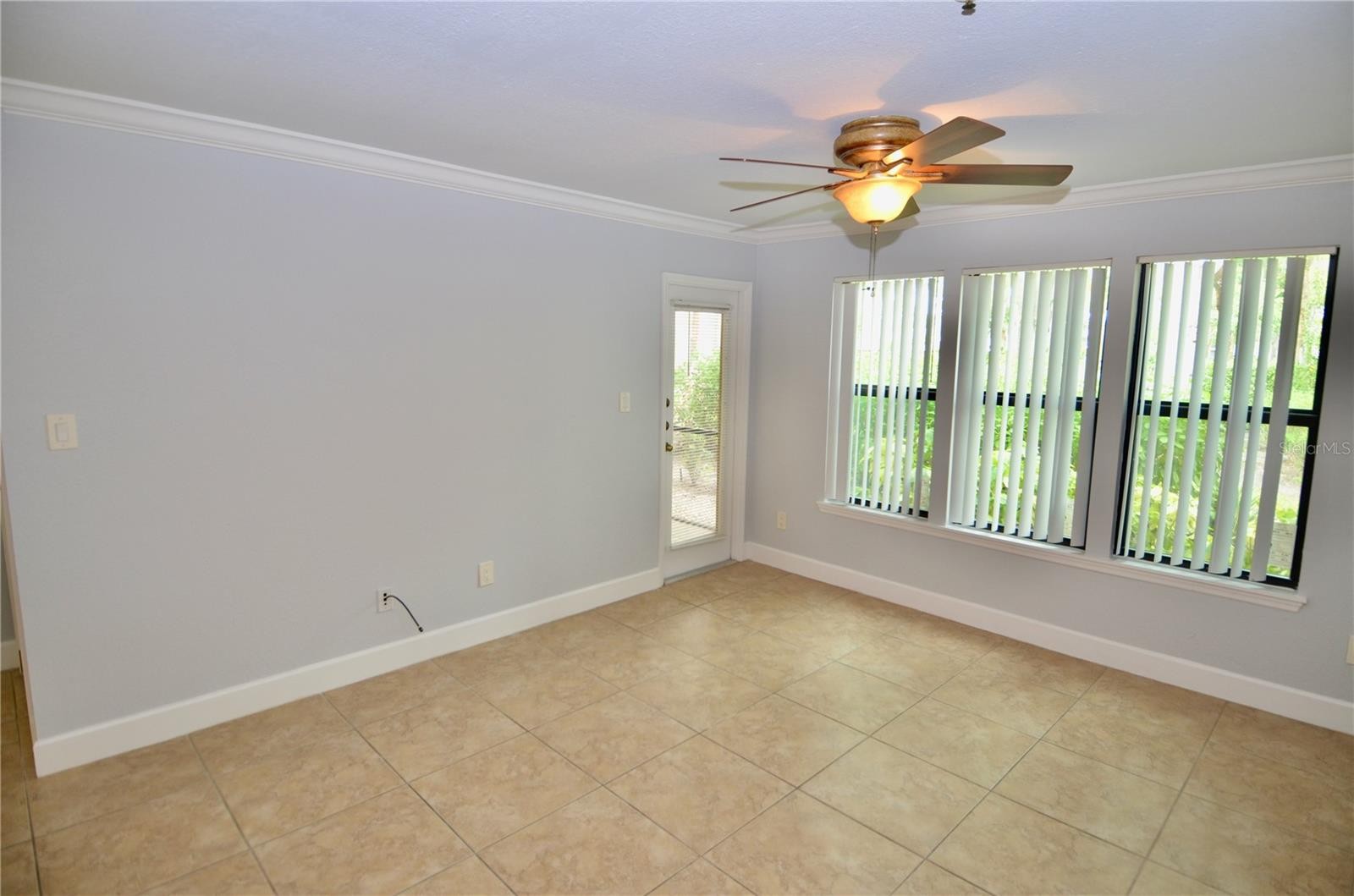 4009 CROCKERS LAKE BLVD #1216