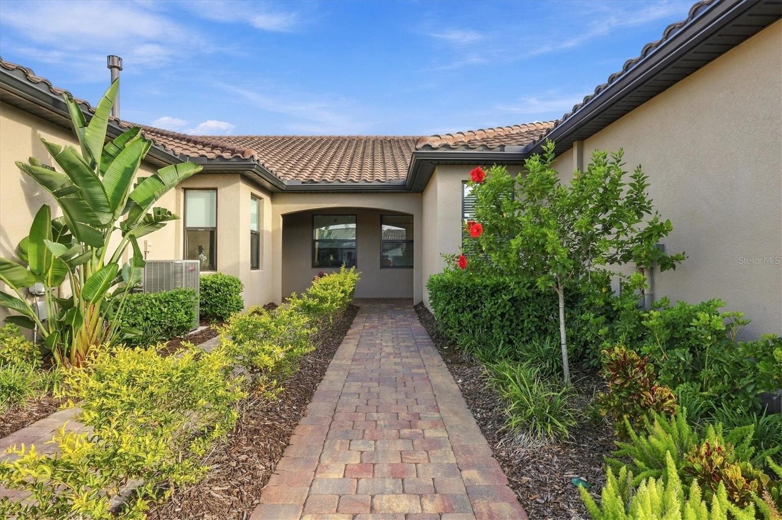 7665 SUMMERLAND CV