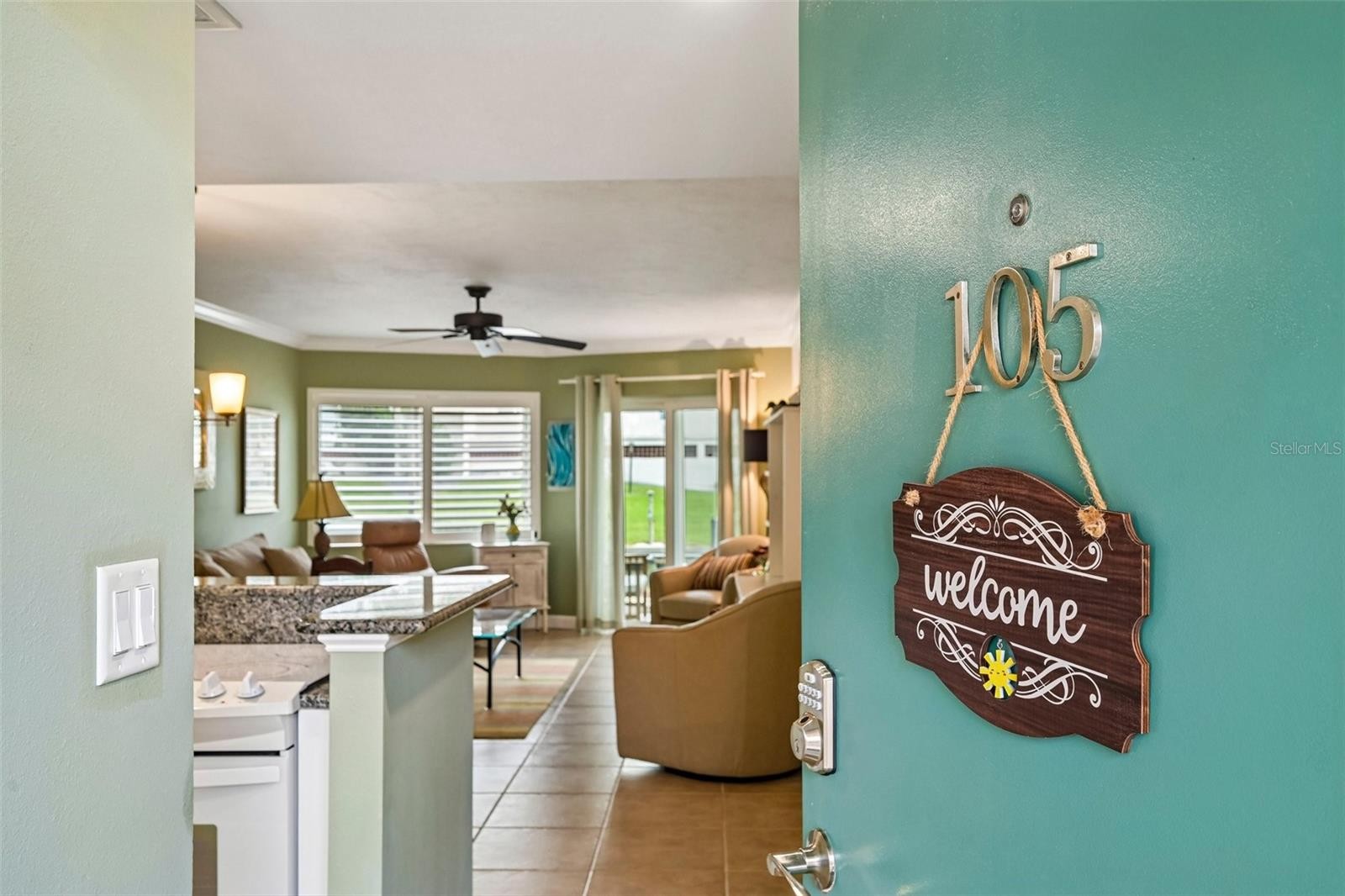 1300 N PORTOFINO DR #105