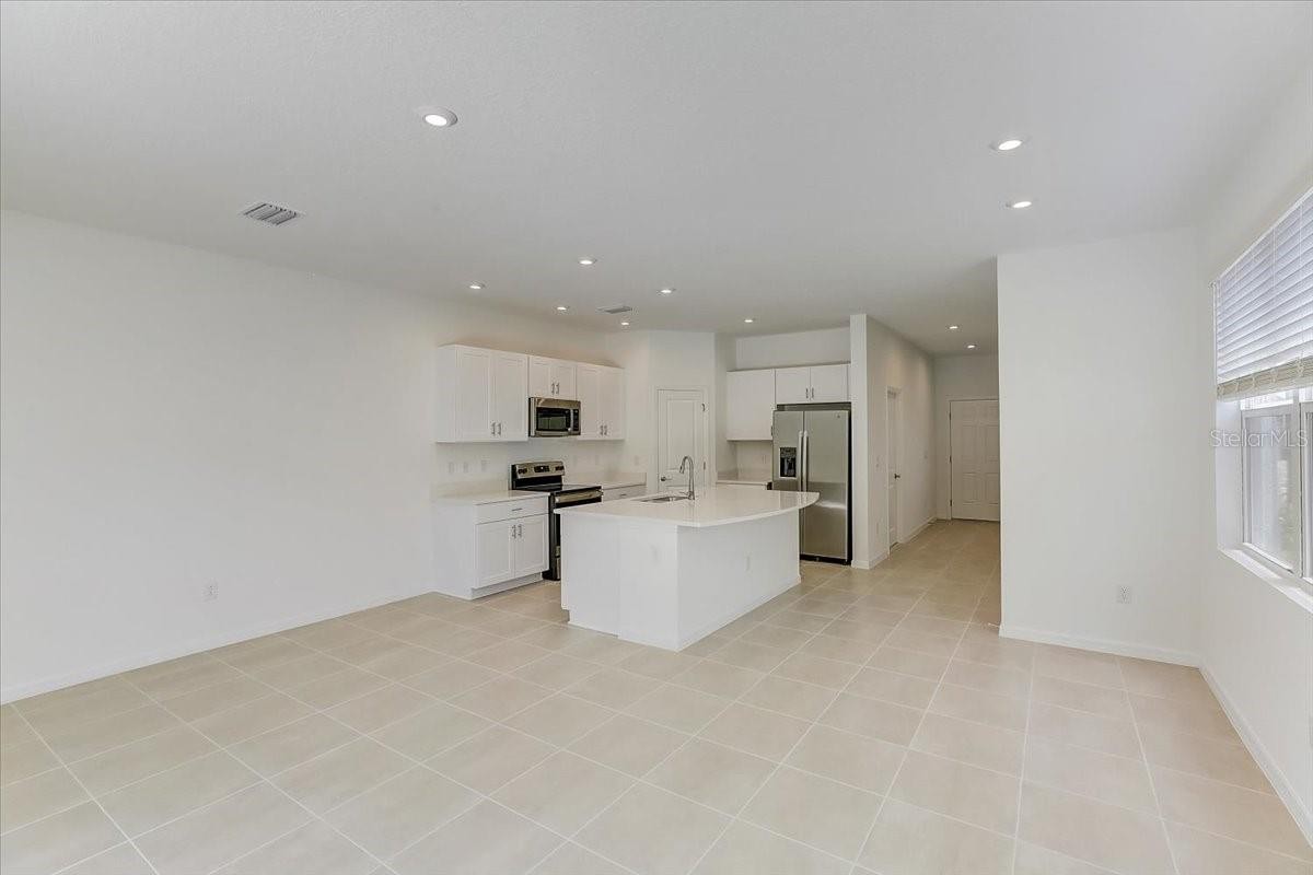 8449 LUNAR SKYE ST