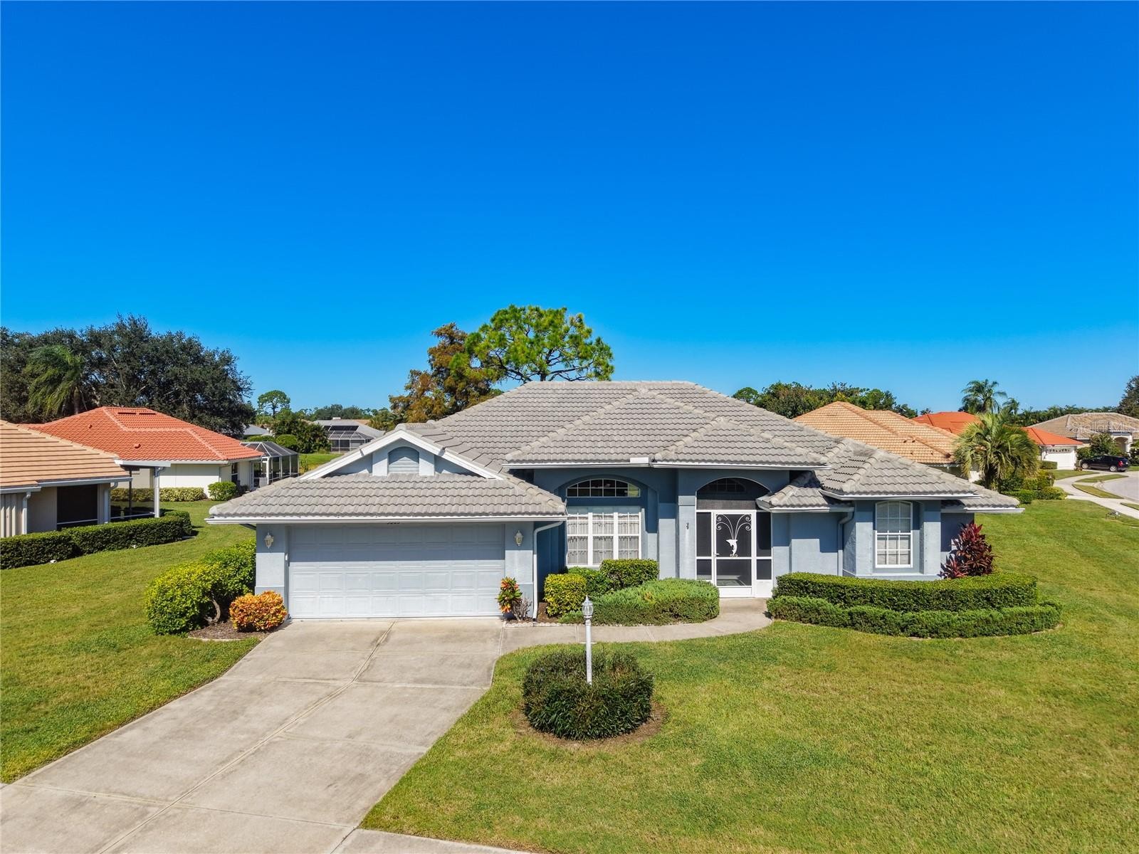 5065 WHITESTONE DR