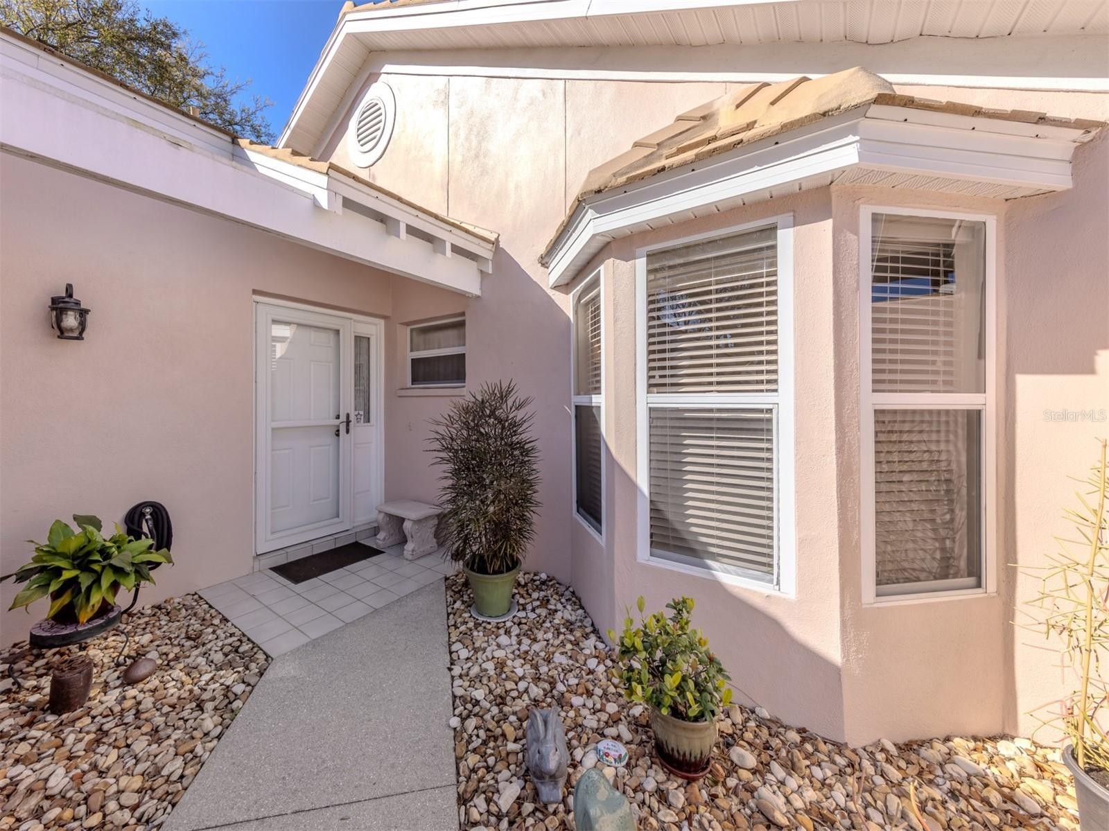 575 CLUBSIDE CIR #35