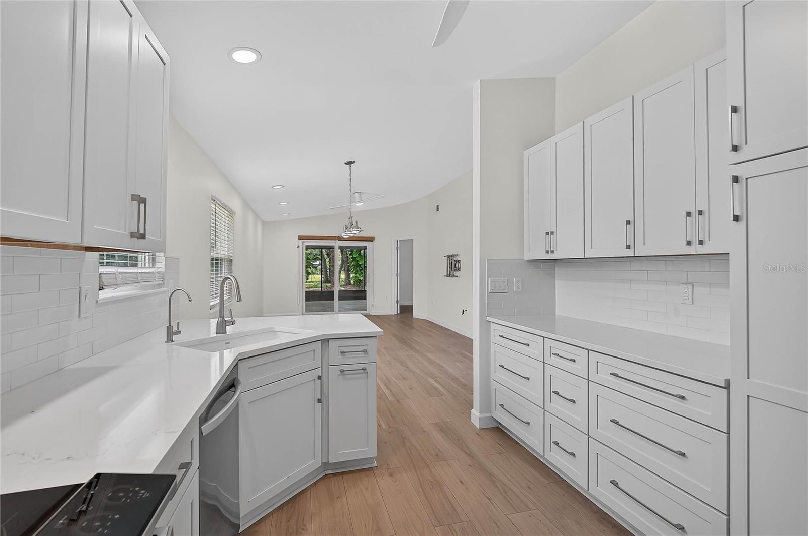358 BEARDED OAKS CIR