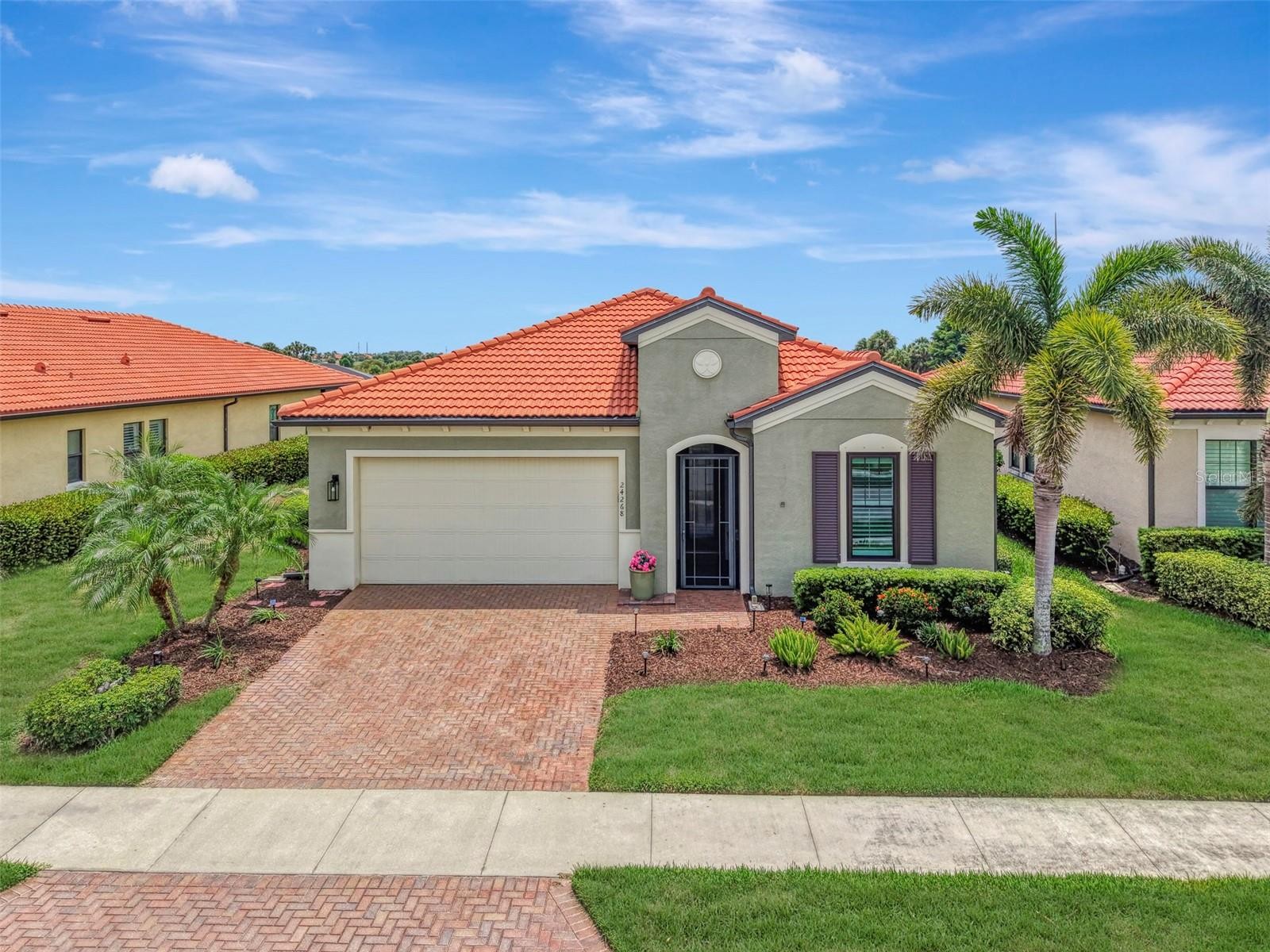 24268 GALLBERRY DR