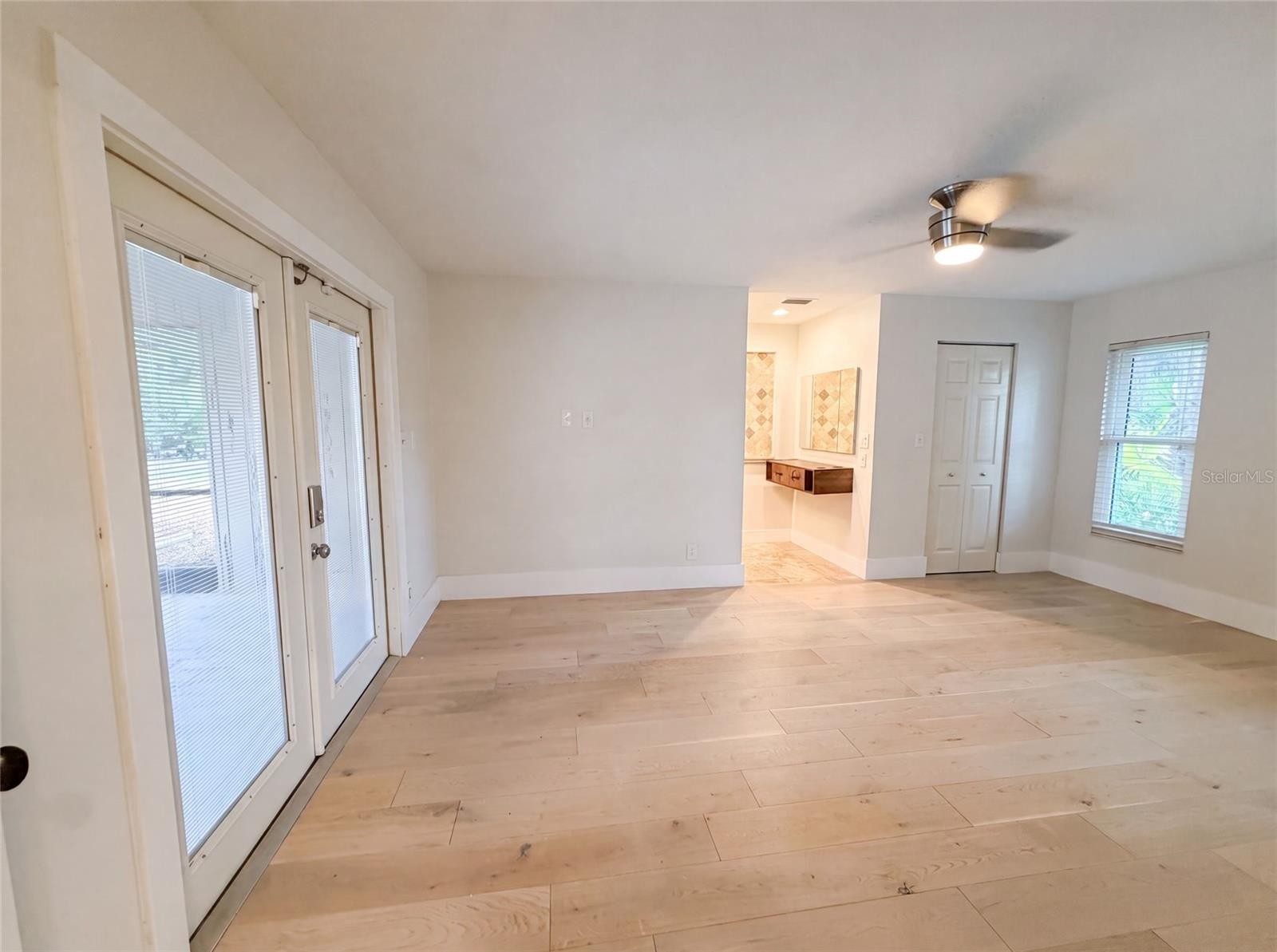 8028 CONSERVATORY CIR