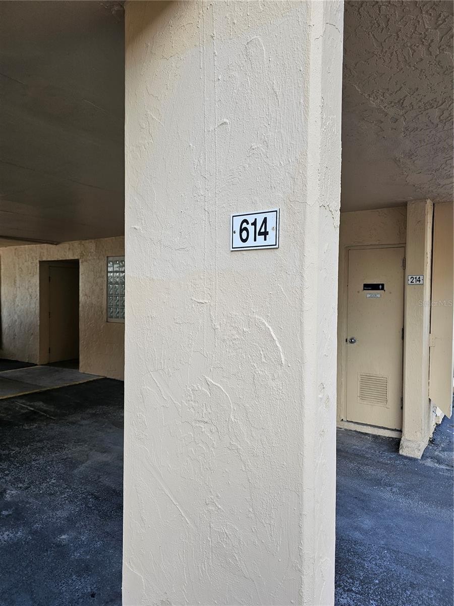 1255 TARPON CENTER DR #614