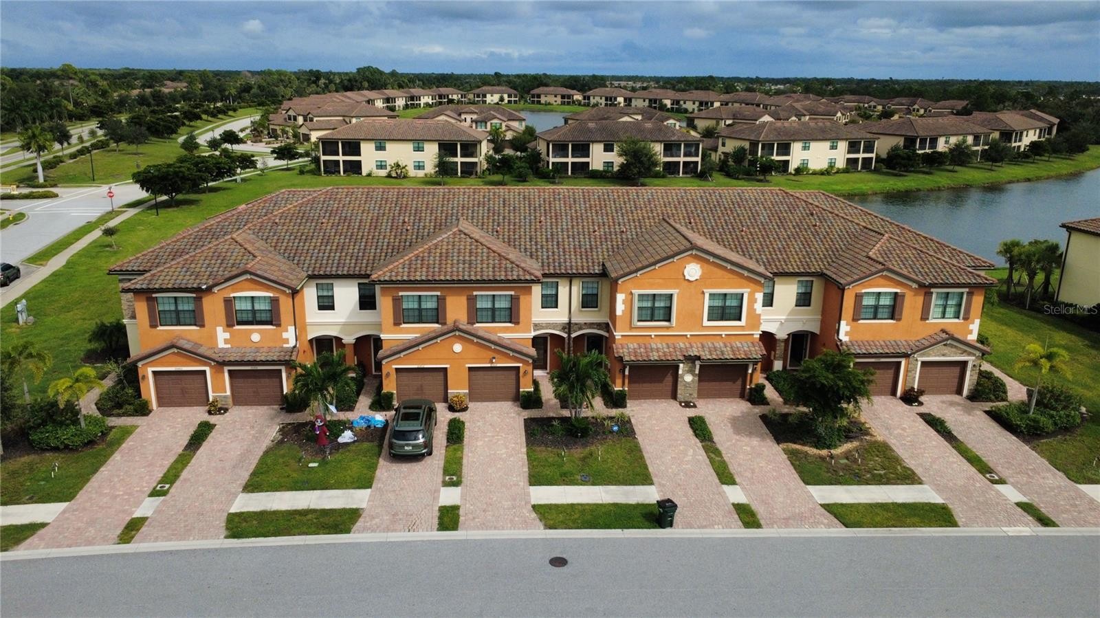 20448 LAGENTE CIR