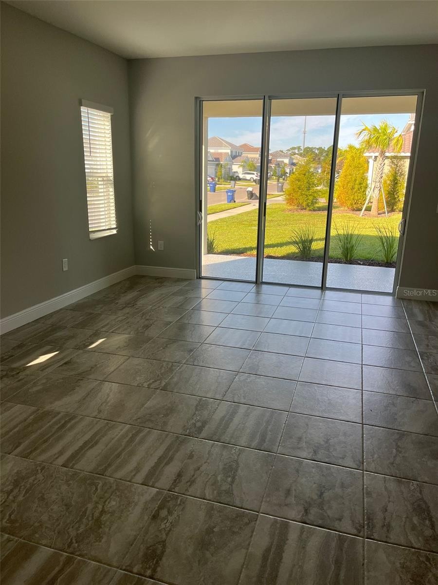 9900 CRYSTAL ISLE CIR