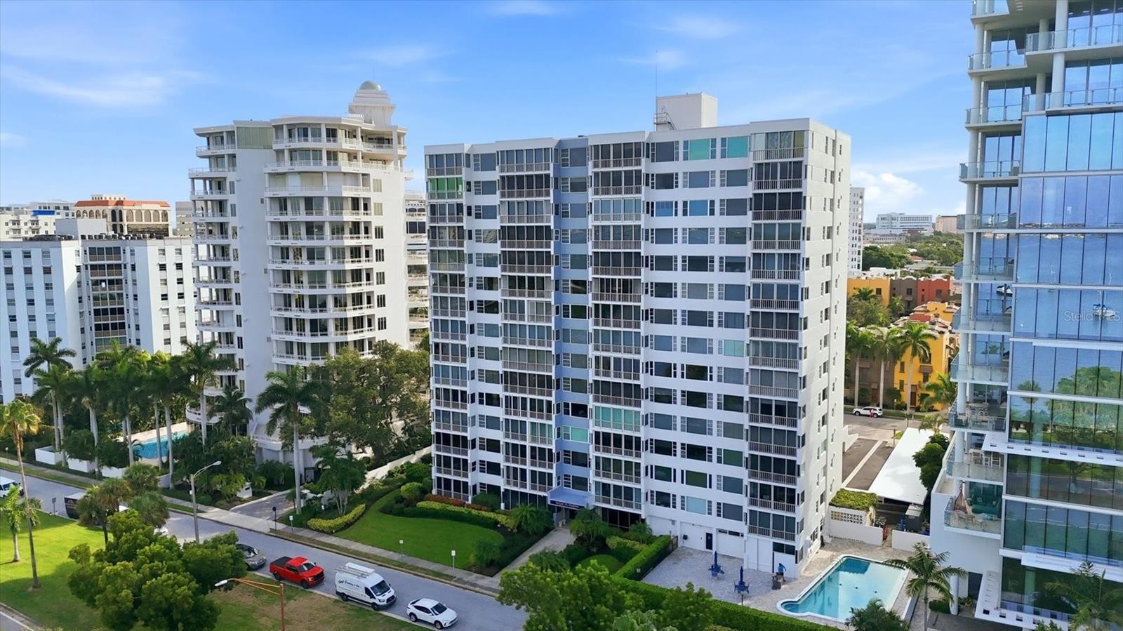 555 S GULFSTREAM AVE #902