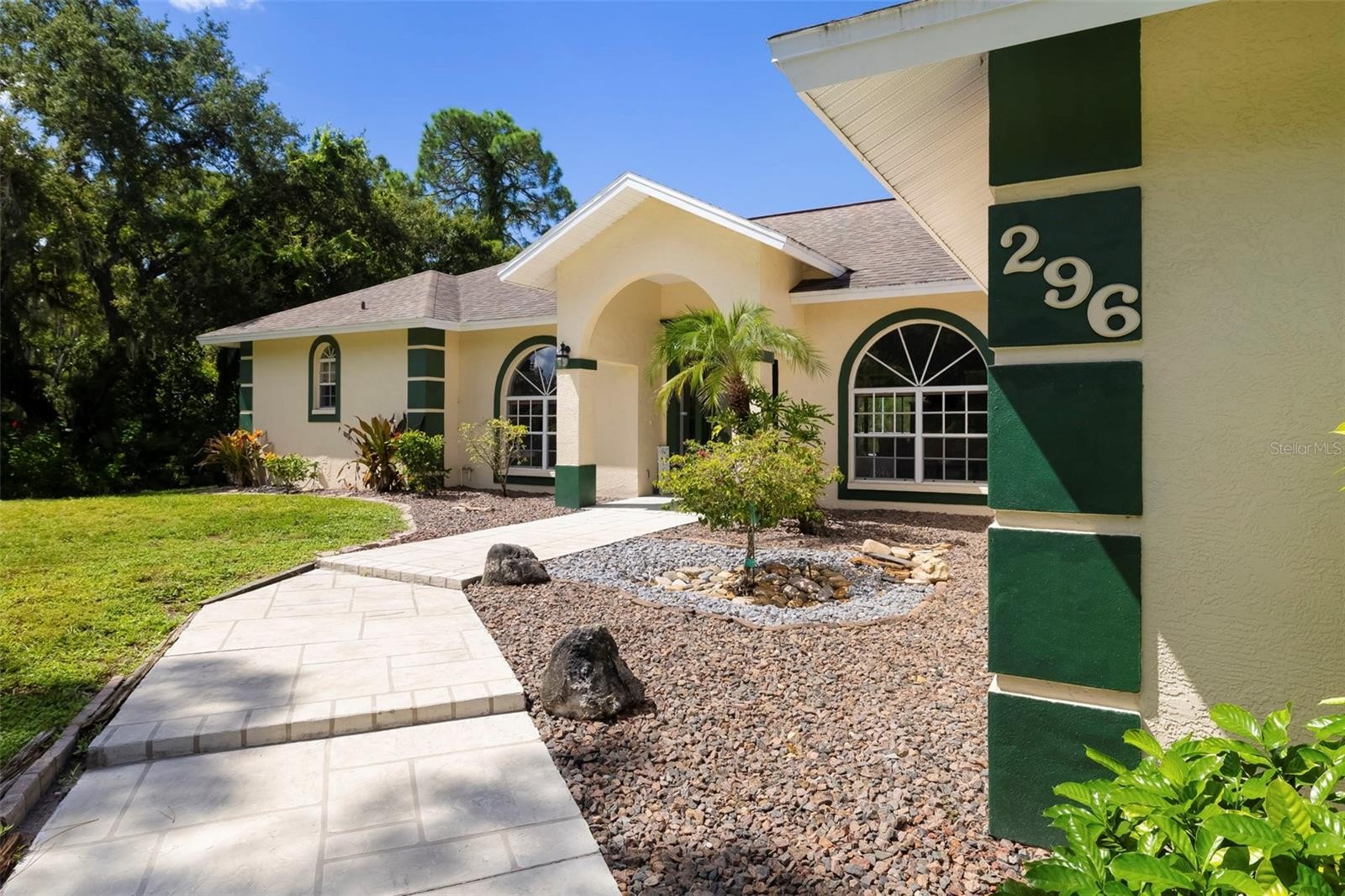 296 PINE RANCH TRL