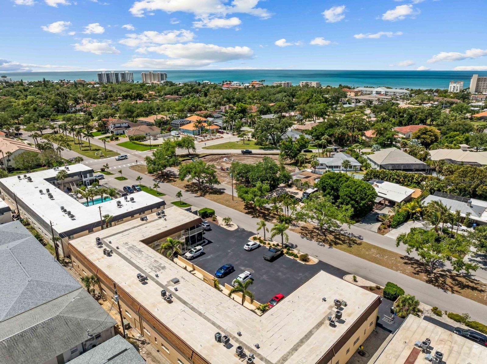 210 PARK BLVD N #122