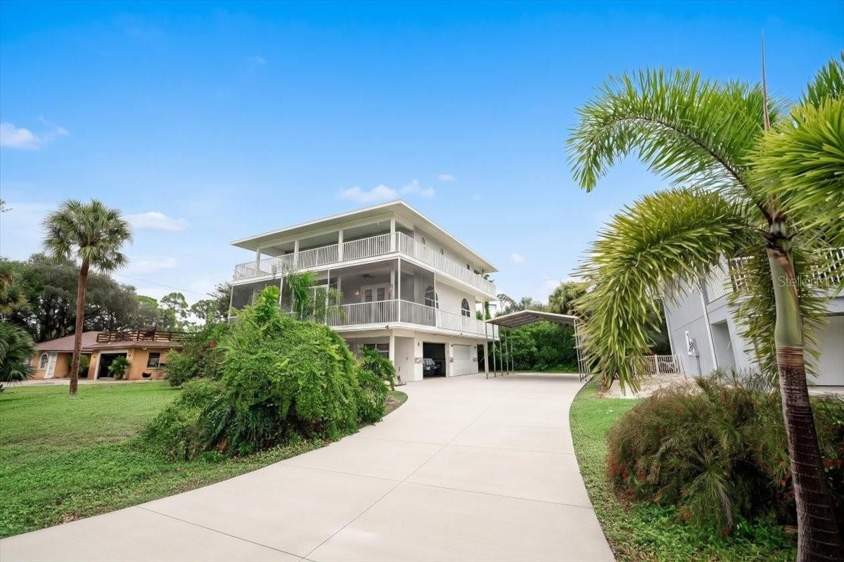 1775 SCENIC DR