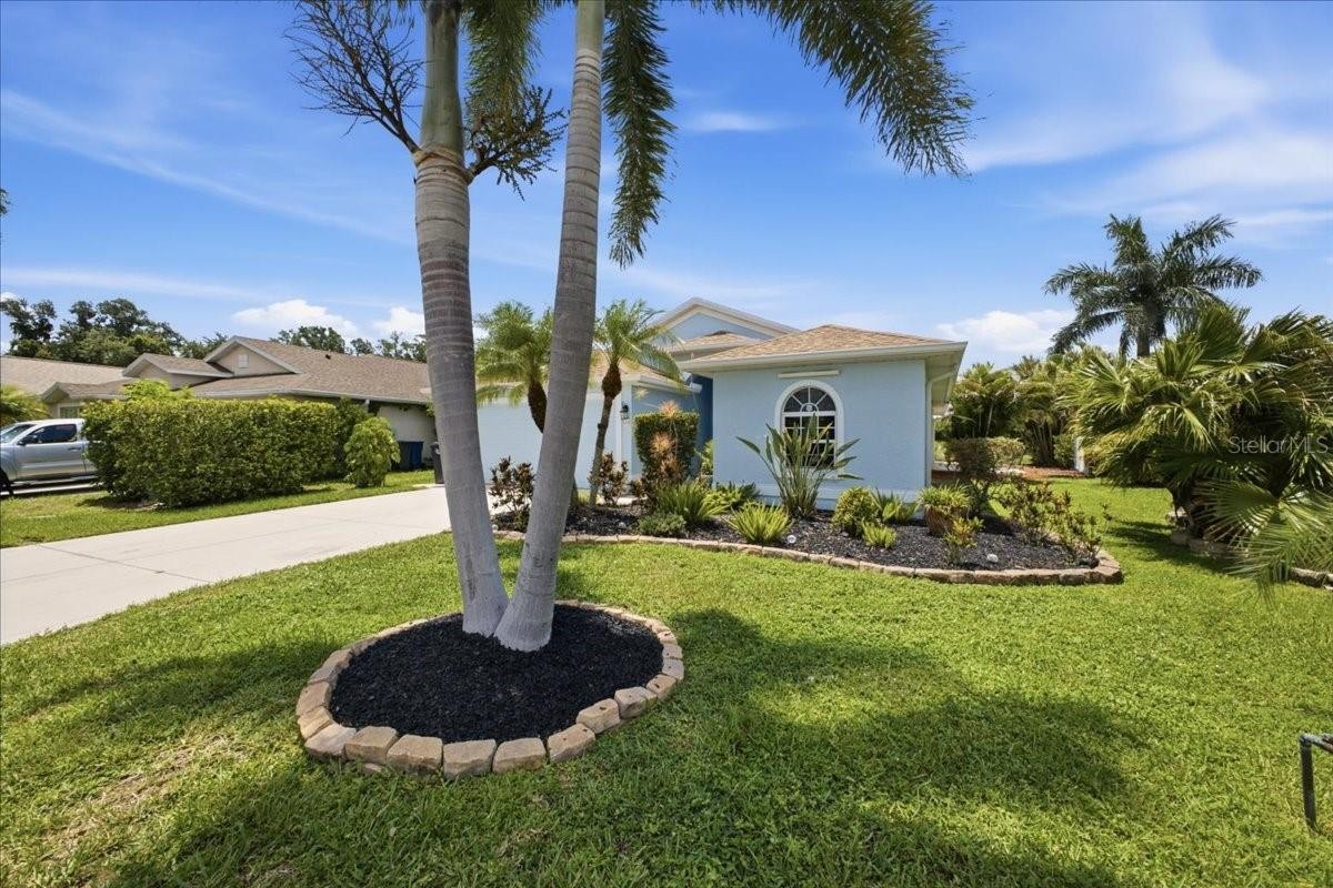 5231 LANSDOWNE WAY