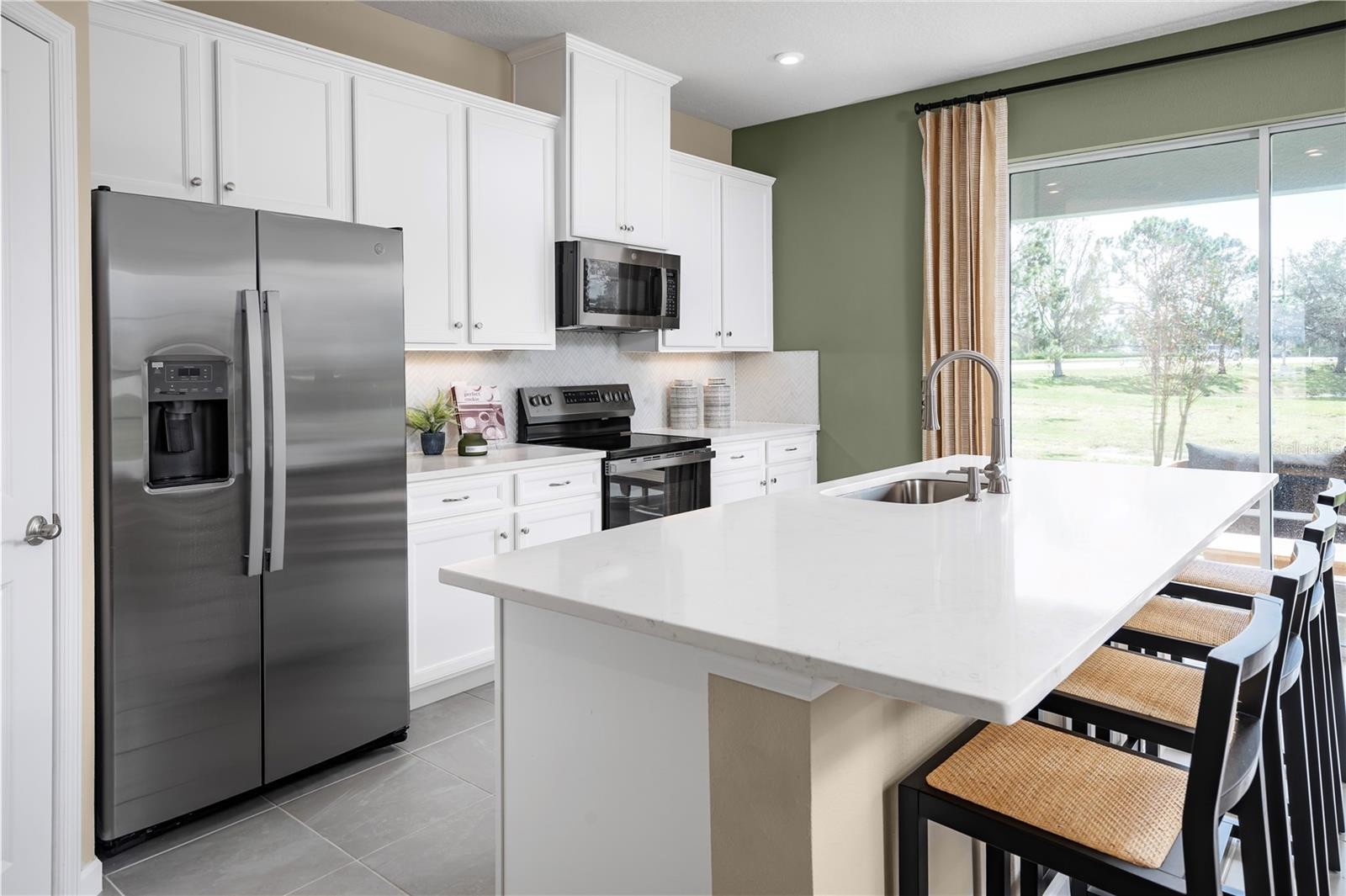 12542 AMBER CREEK CIR