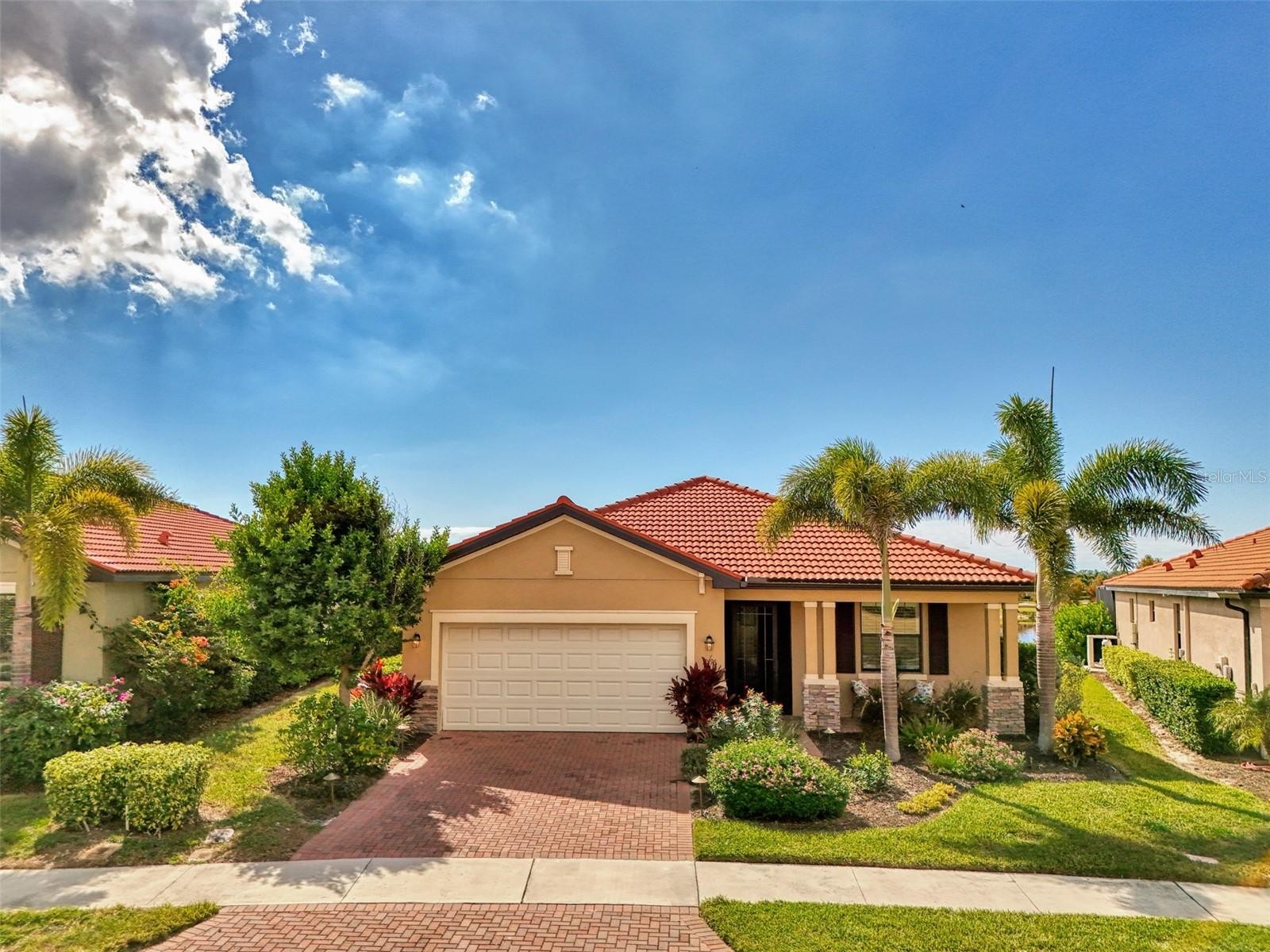 10196 CROOKED CREEK DR