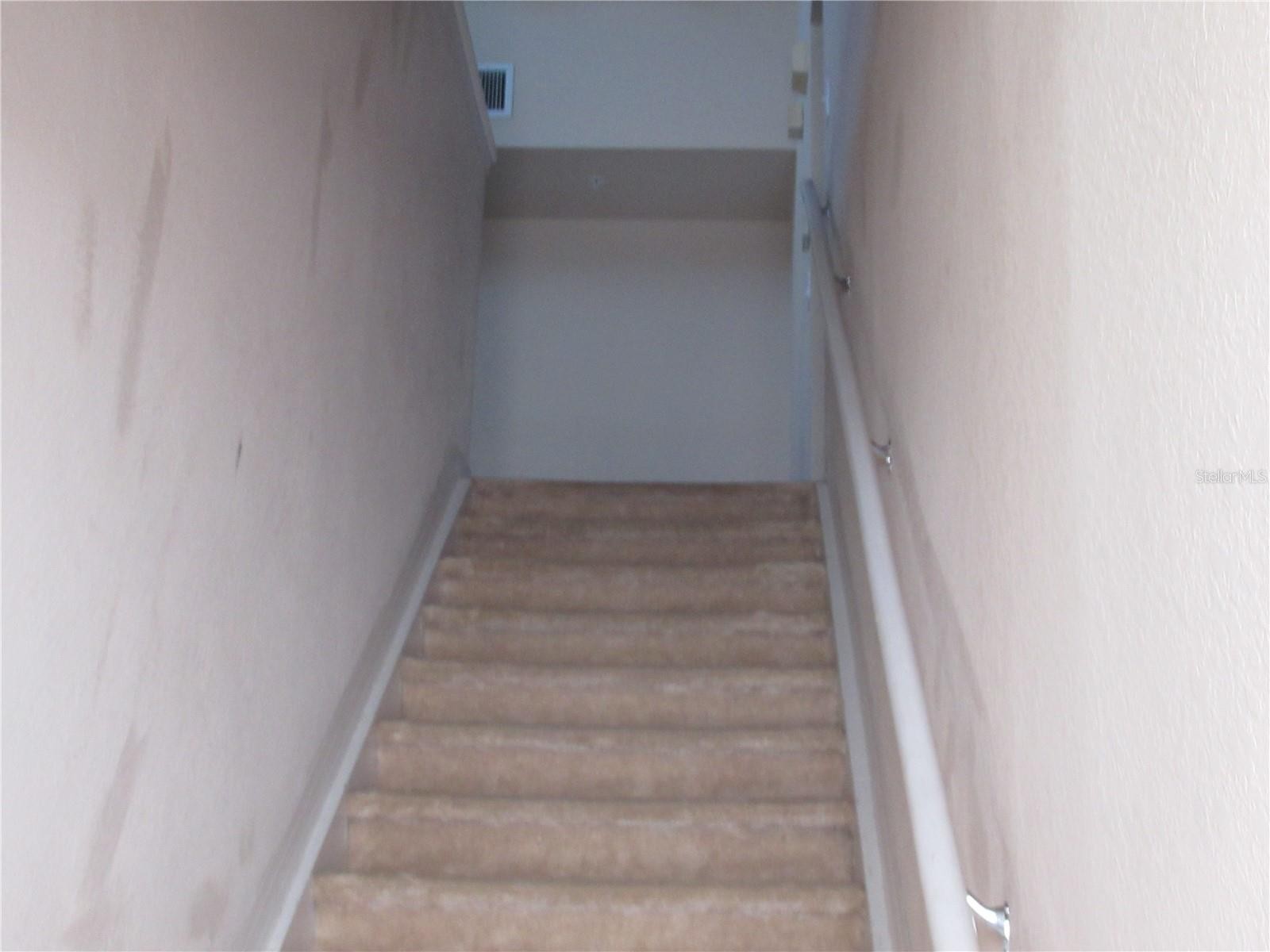 5601 ROSEHILL RD #203