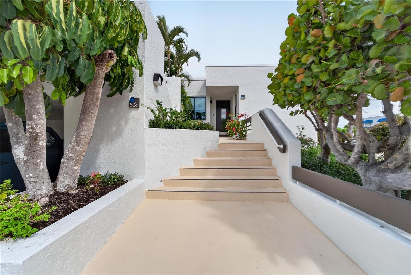 828 BAYPORT WAY #828