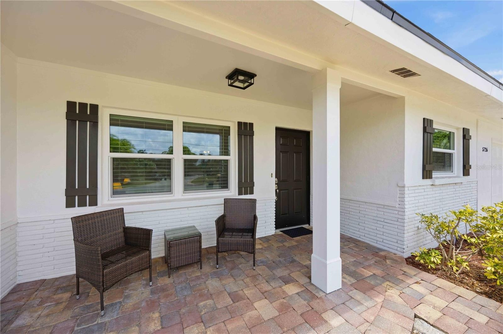 5726 WANETA PL