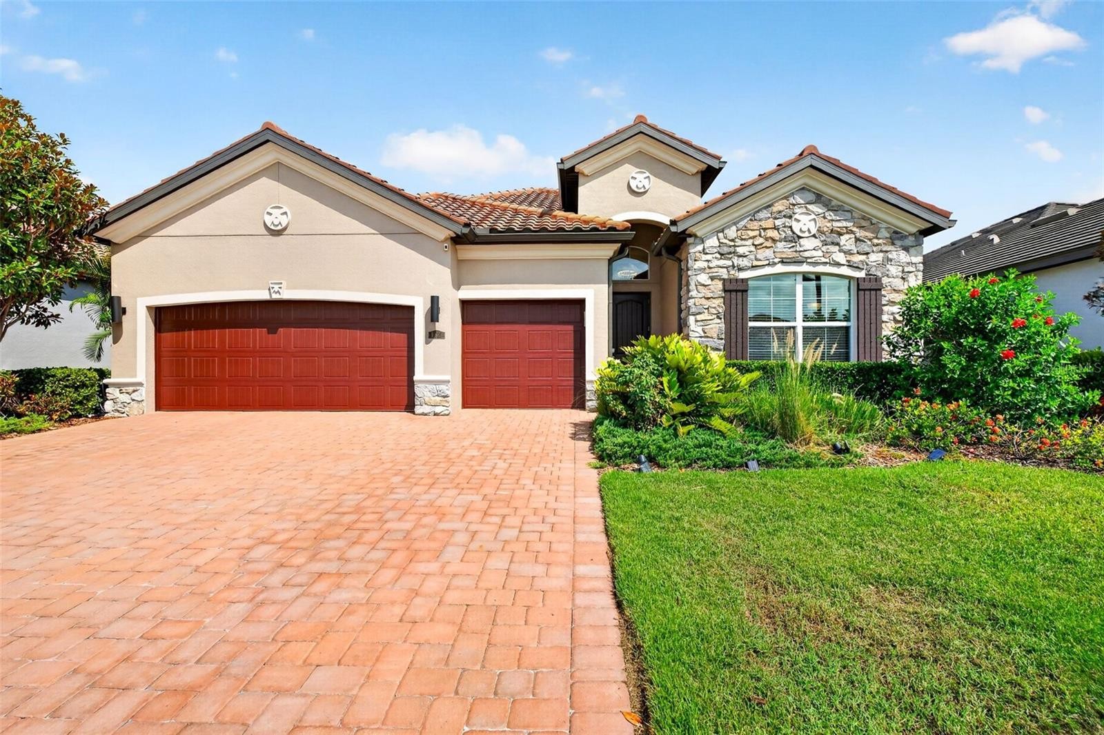 11825 PERENNIAL PL