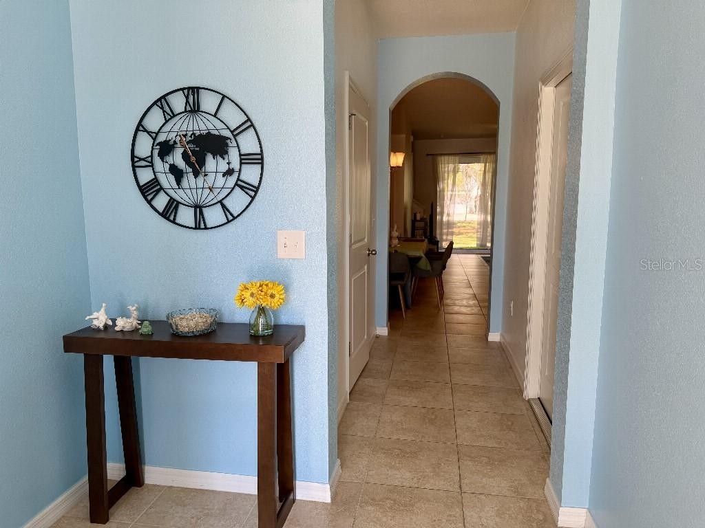 8618 PALMER PARK CIR