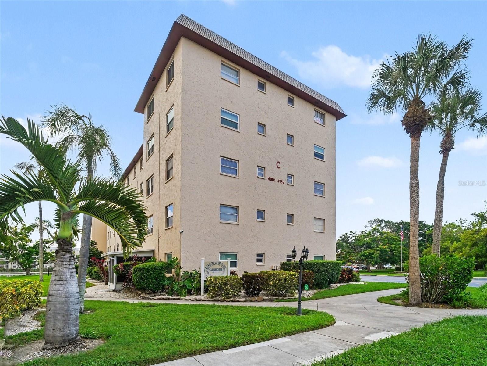 4137 LAKE BAYSHORE DR #C505
