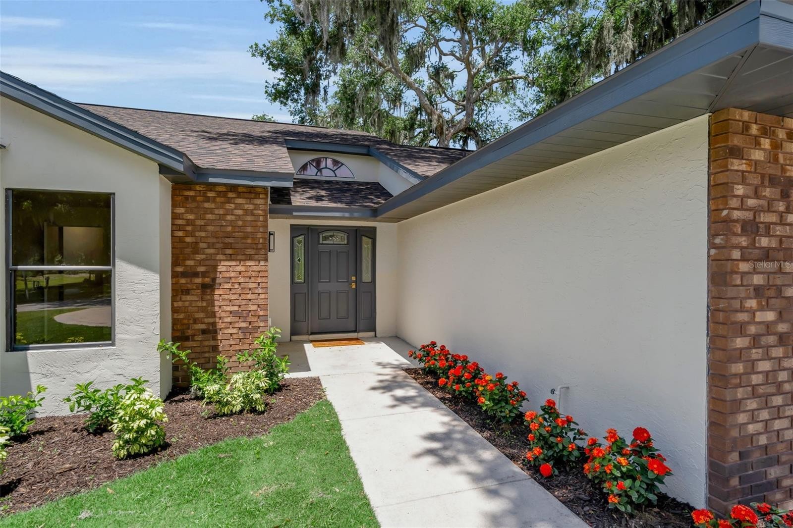 1005 GREYSTONE LN