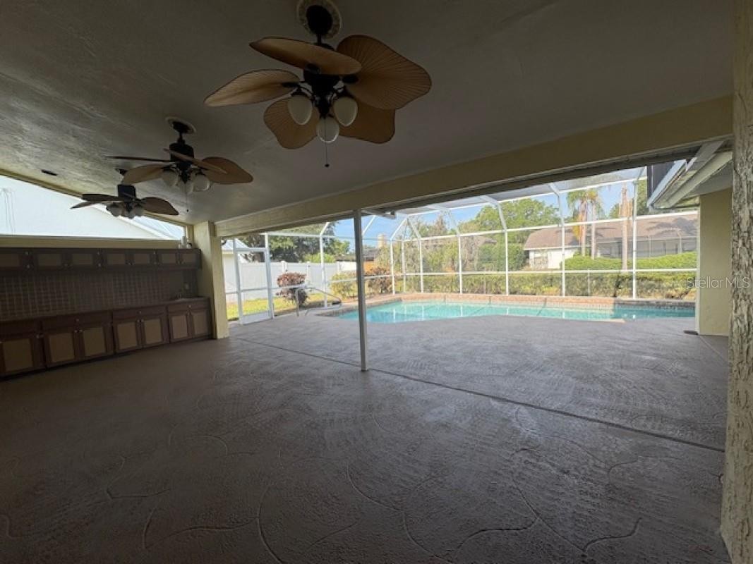 4622 MEADOWVIEW CIR
