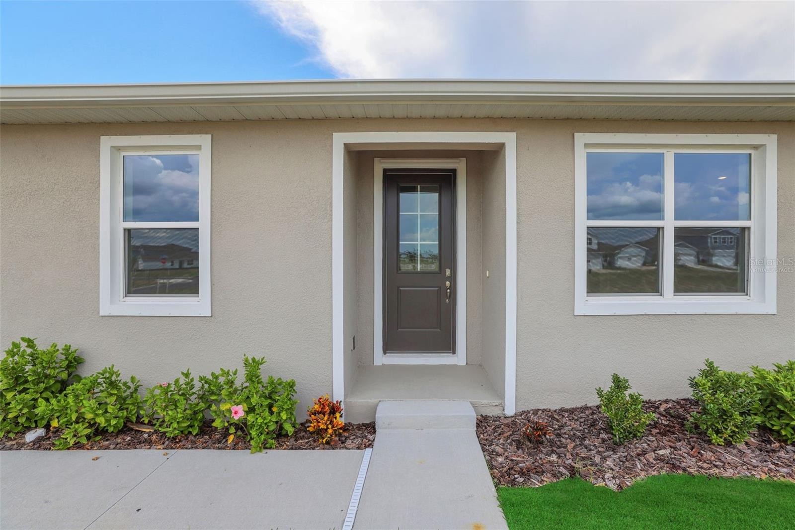 7562 SEA OAK CT