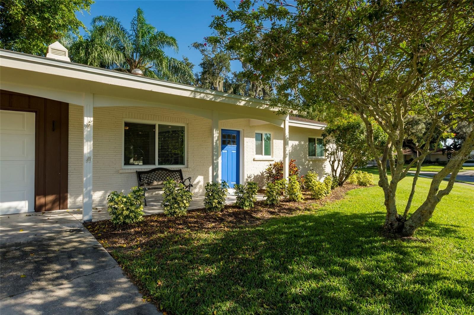 3005 CHASE CIR