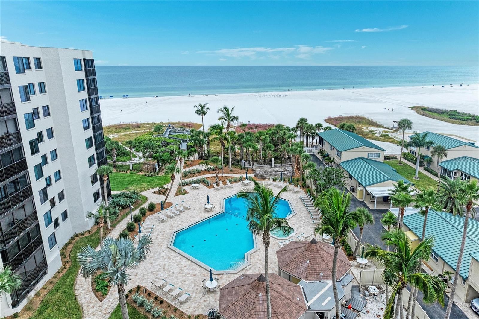 5880 MIDNIGHT PASS RD #903