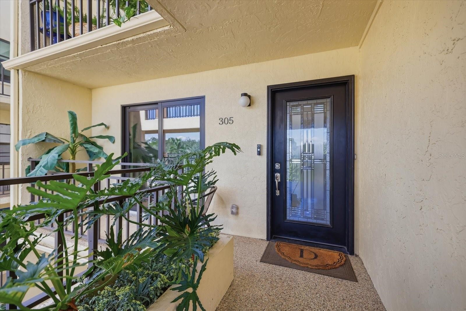 6460 MOURNING DOVE DR #305