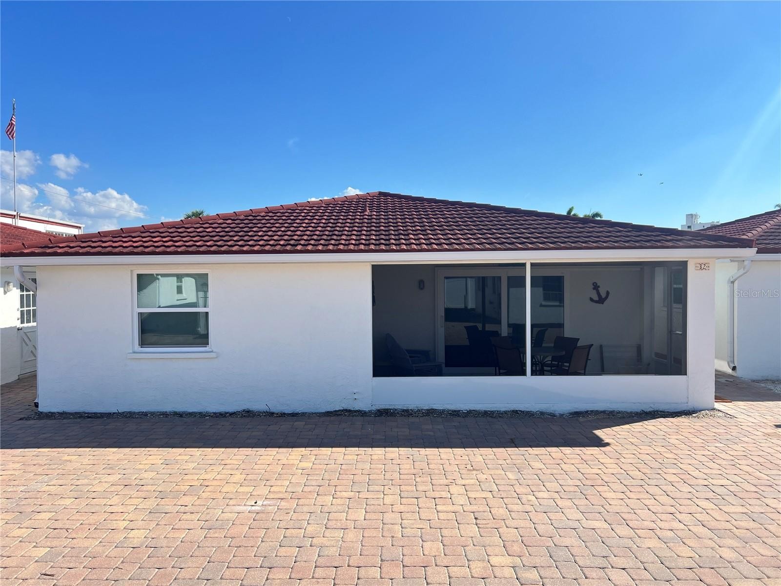 6154 MIDNIGHT PASS RD #B02