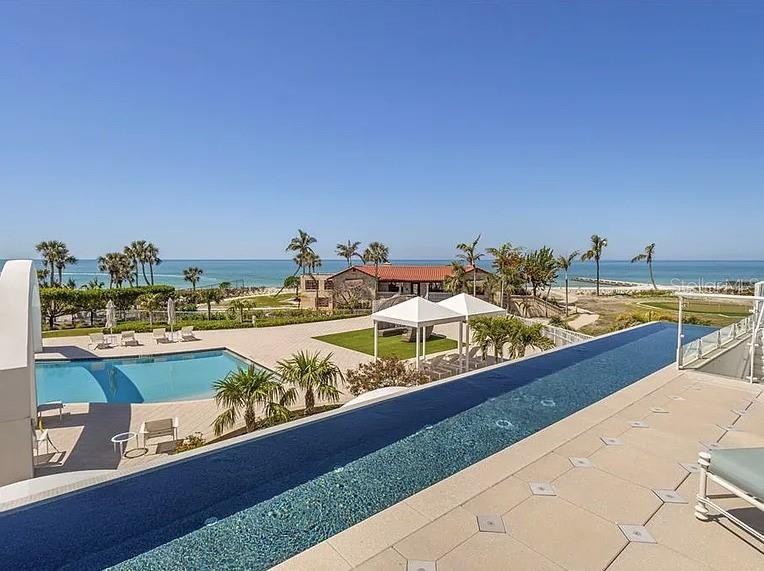 2251 GULF OF MEXICO DR #203