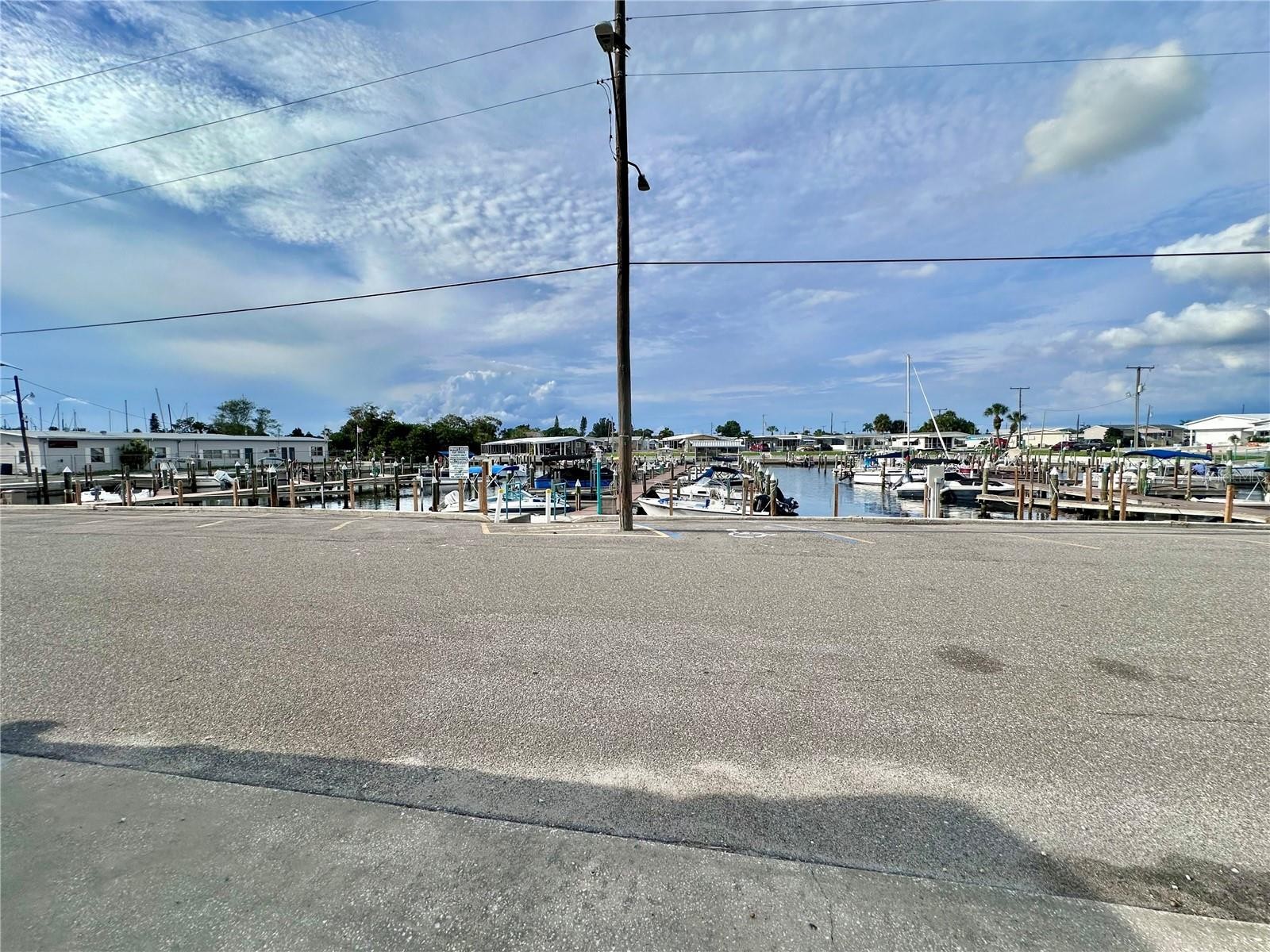 2208 PENNSYLVANIA AVE