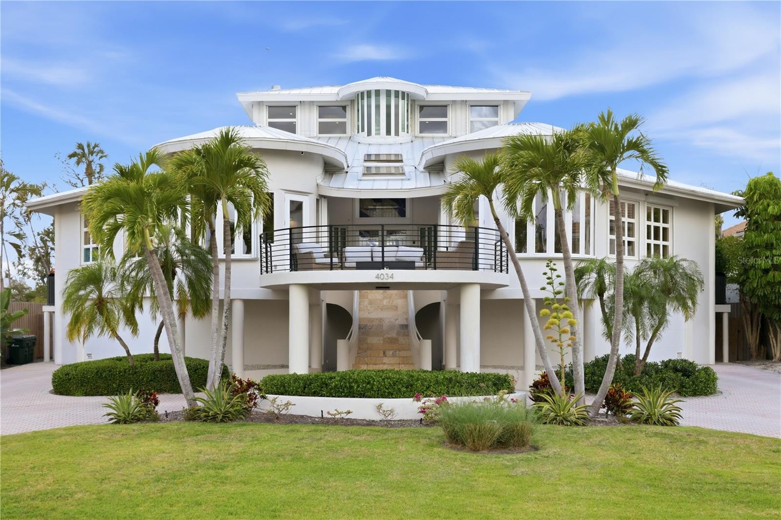 4034 ROBERTS POINT RD