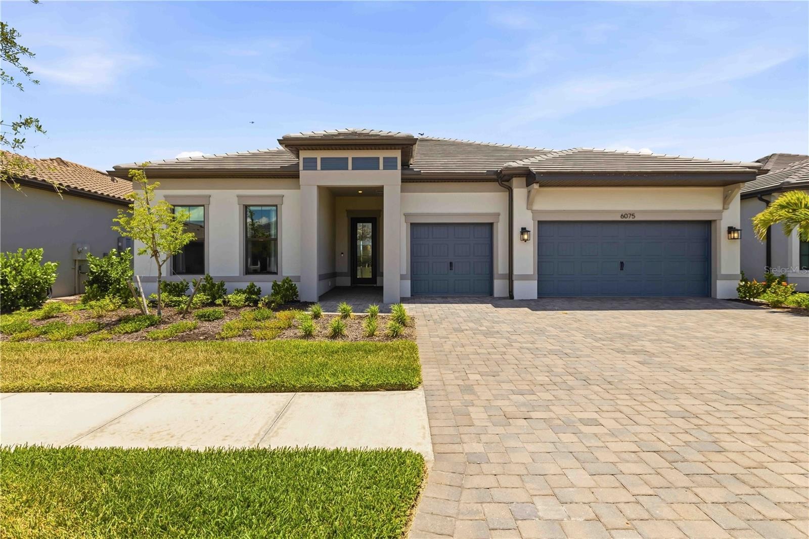 6075 SAWGRASS LAKE CT