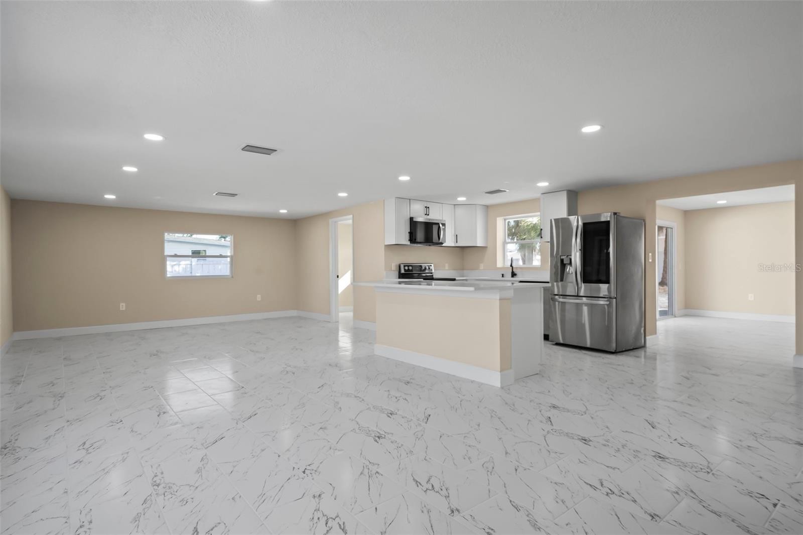6211 CORNELL RD