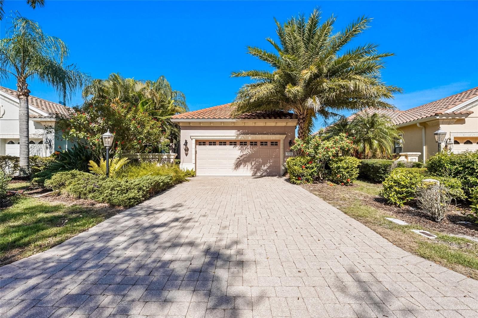7216 PRESIDIO GLN