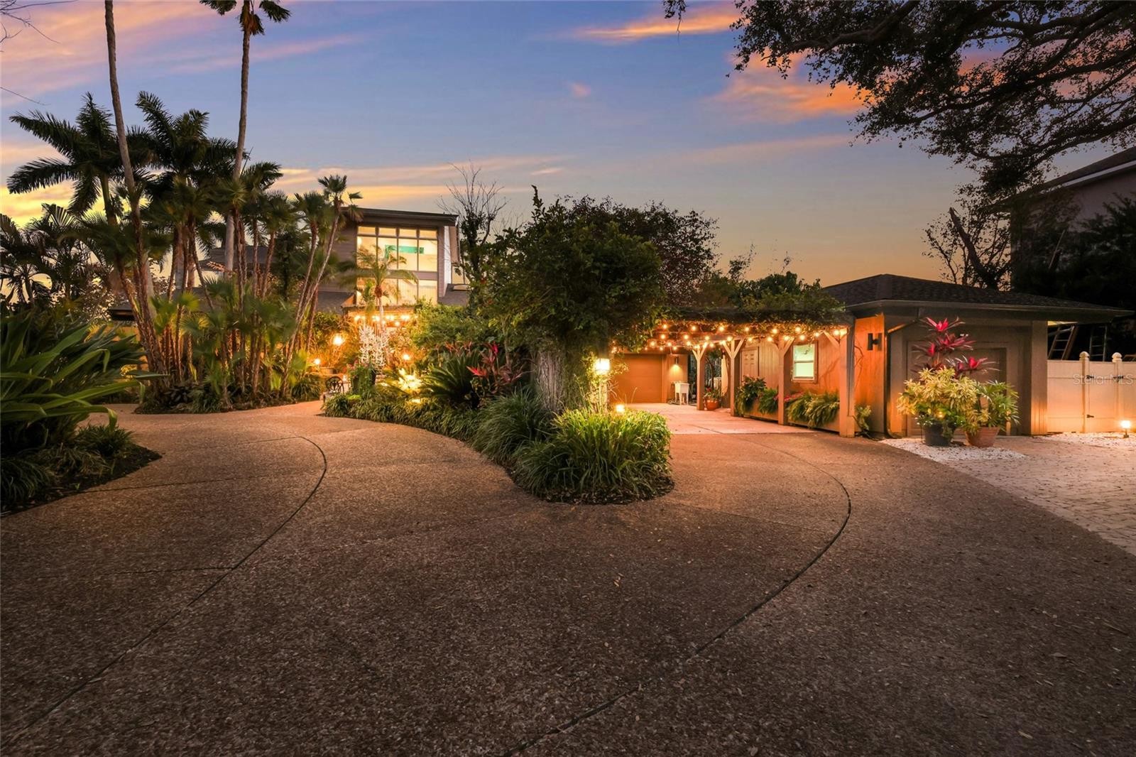 608 87TH STREET CT NW