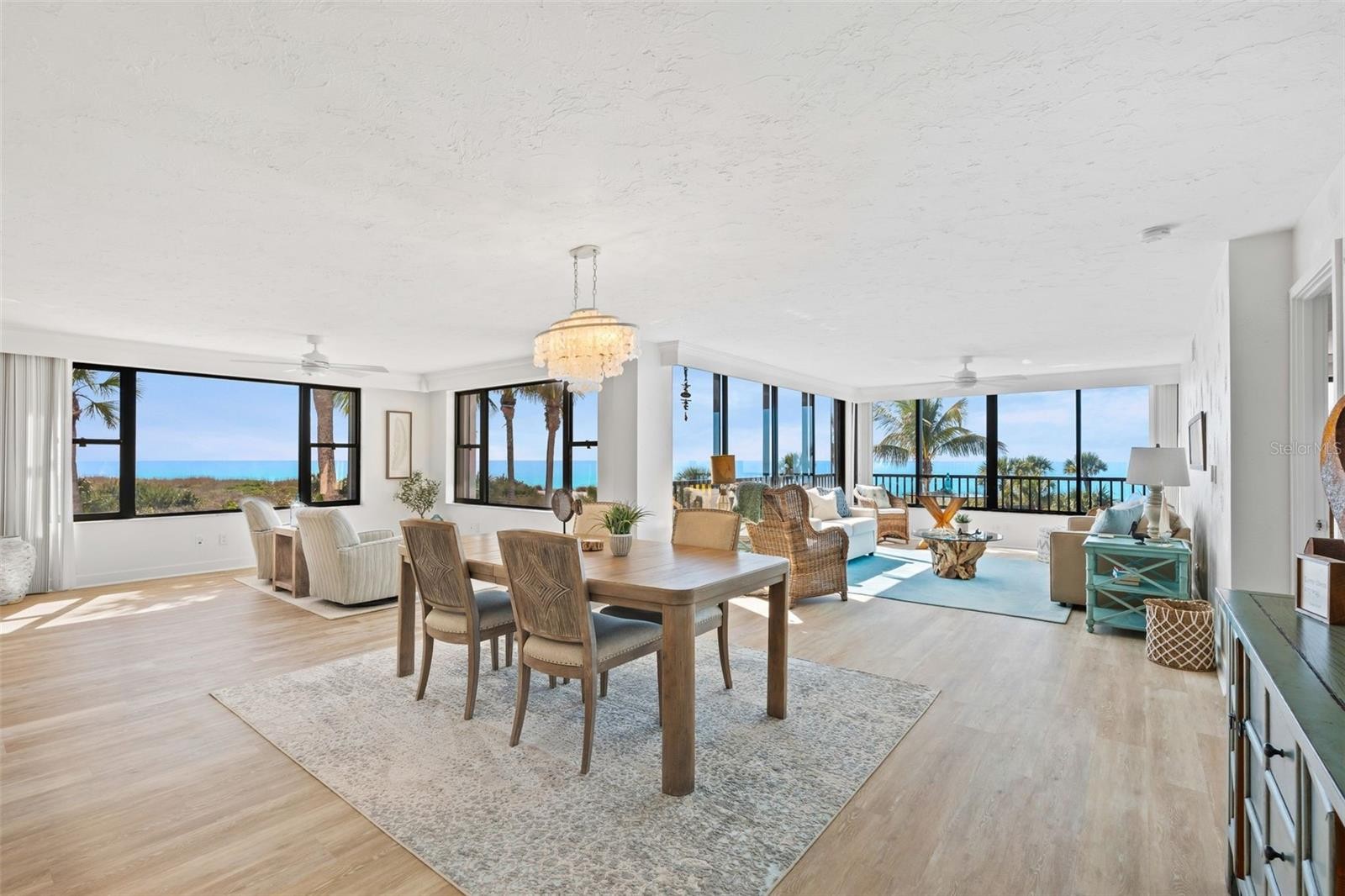 8600 MIDNIGHT PASS RD #301