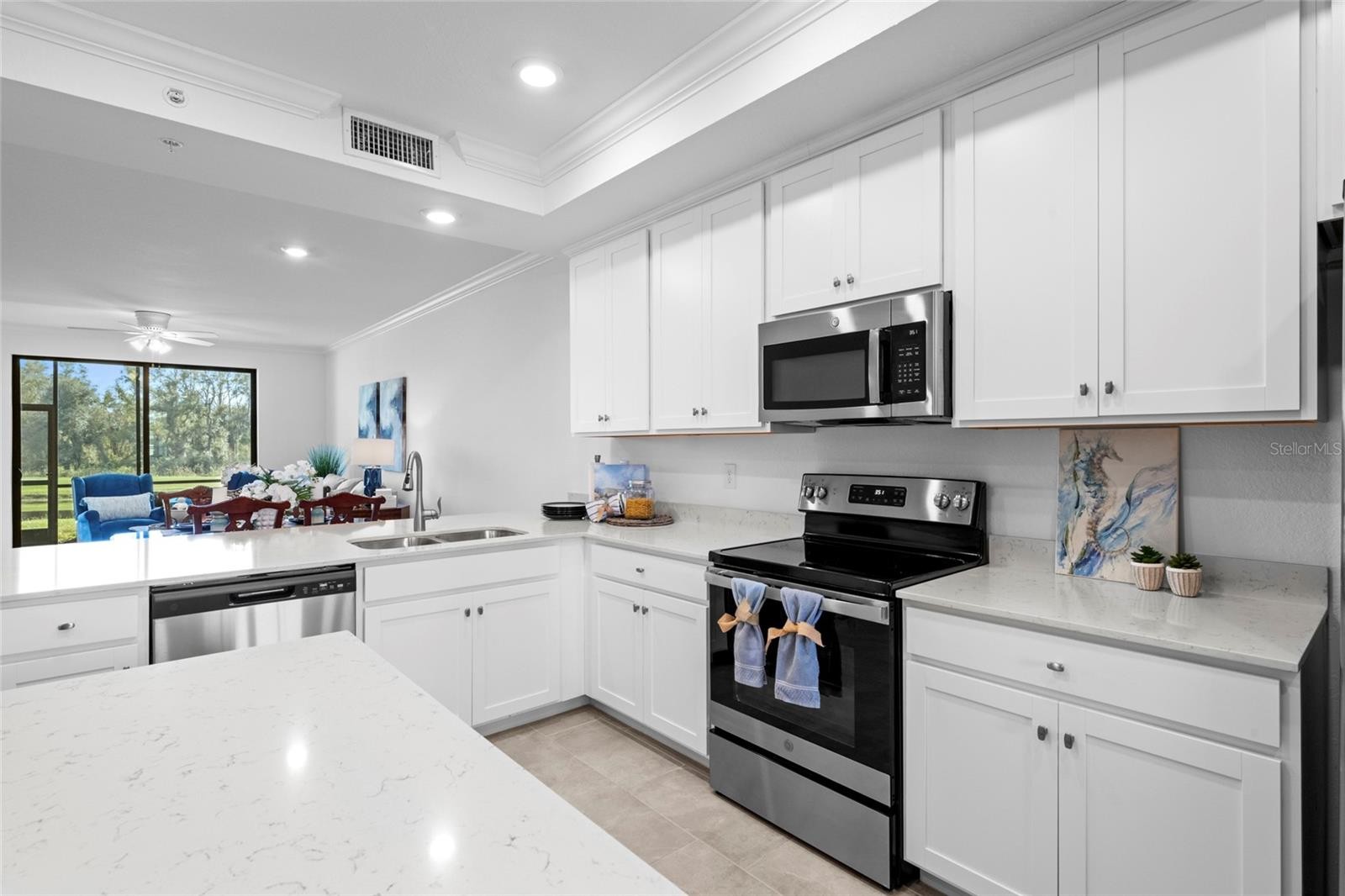 18114 GAWTHROP DR #105