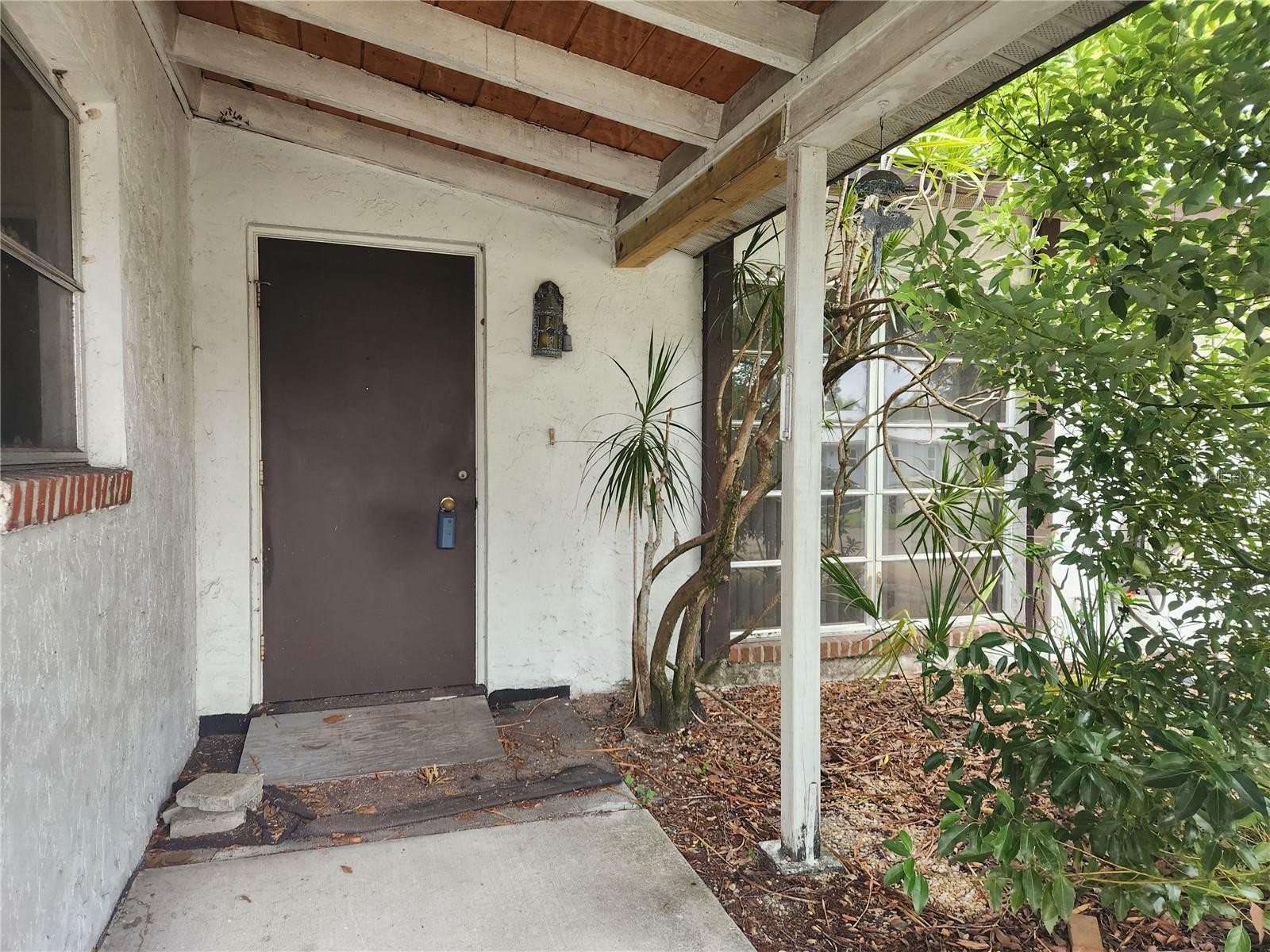 848 PONDEROSA PINE LN