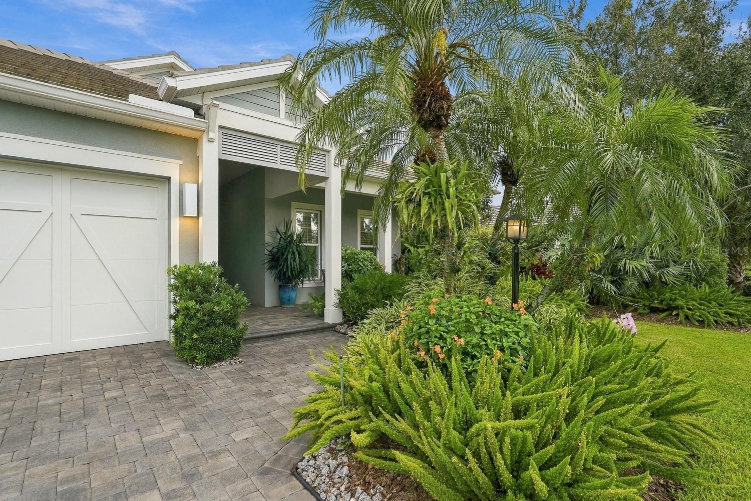 8083 WATERBEND TRL