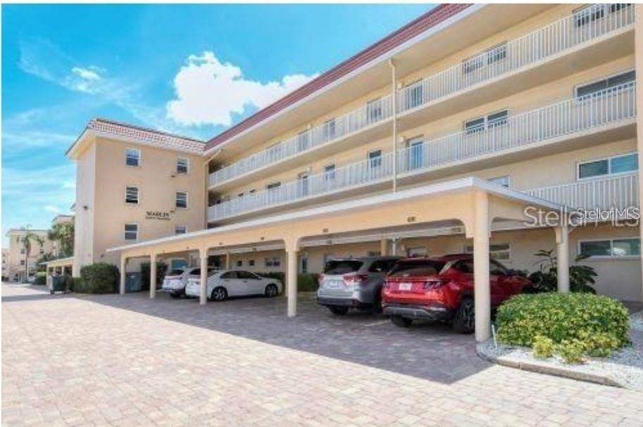 1300 N PORTOFINO DR #406