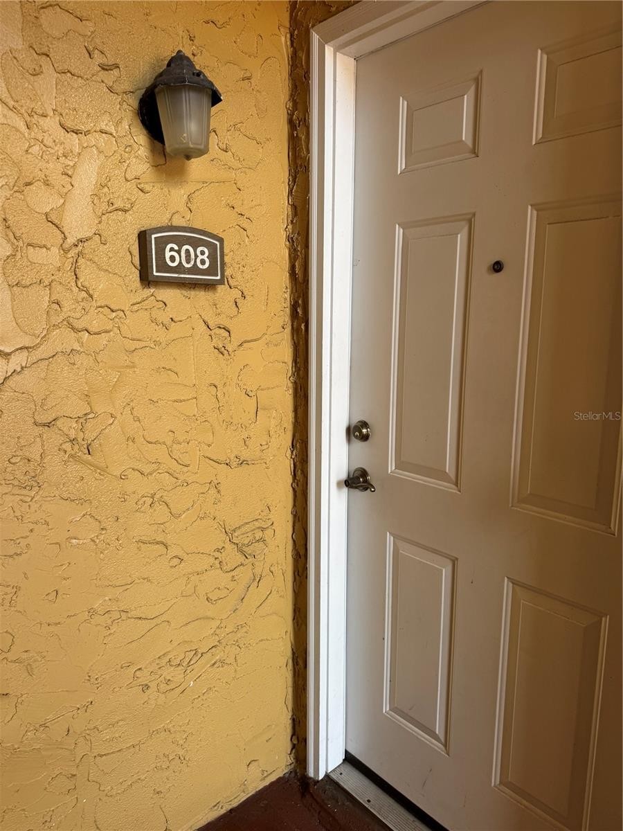 1737 PARAKEET WAY #608